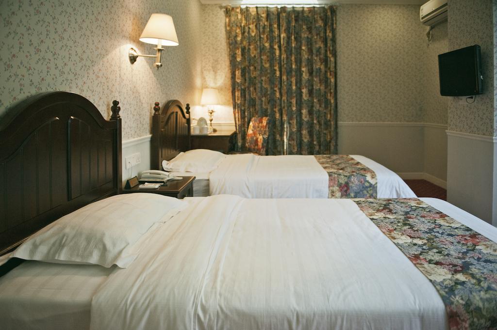 Oak Hotel Chongqing Shangqingsi Branch Чунцін Номер фото